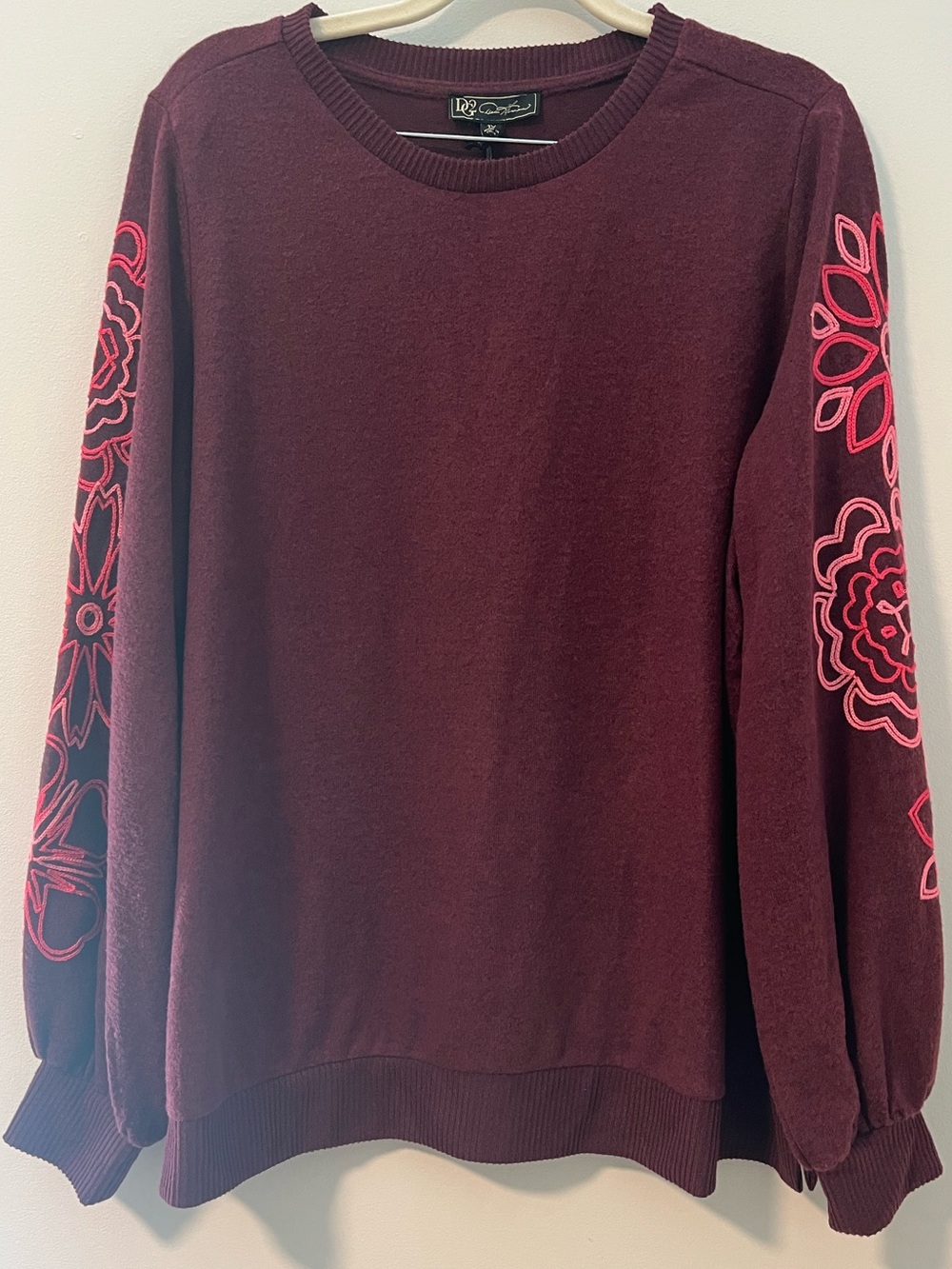 DG2 Diane Gilman Maroon Women's Crewneck Sweater with Pink Sleeve Embroidery NWT